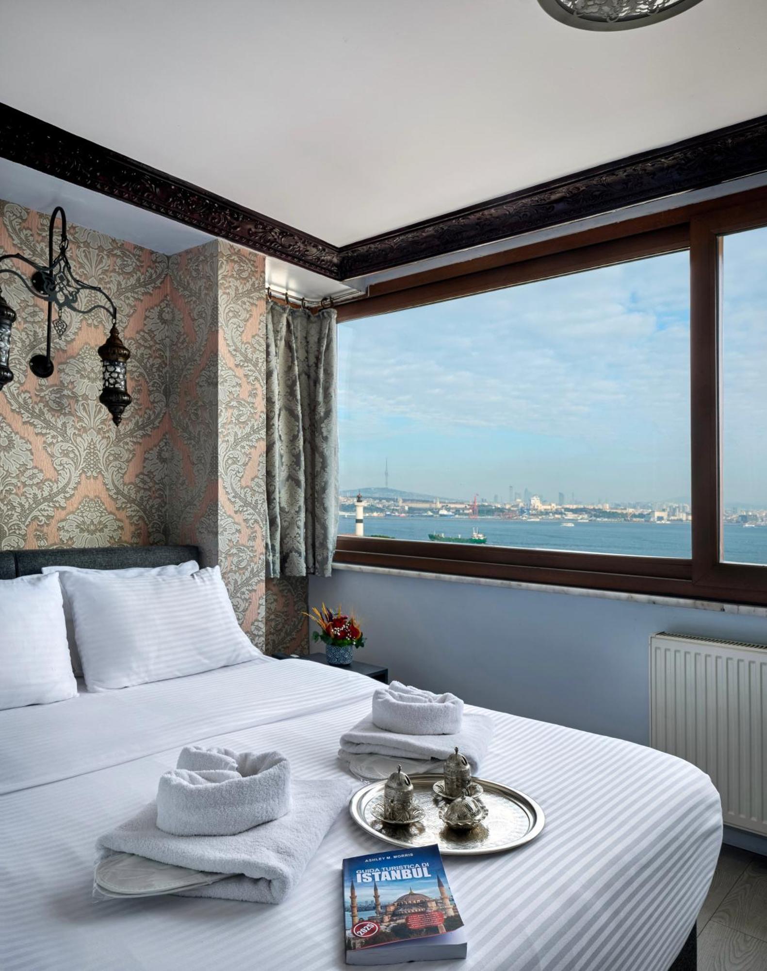 Mytra Hotel Istanbul Exterior photo